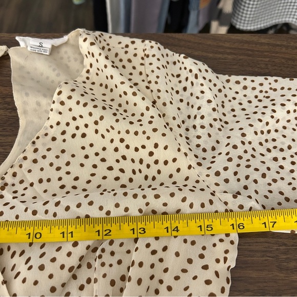 Japna Cream Polka Dot Romper S - Picture 7 of 10